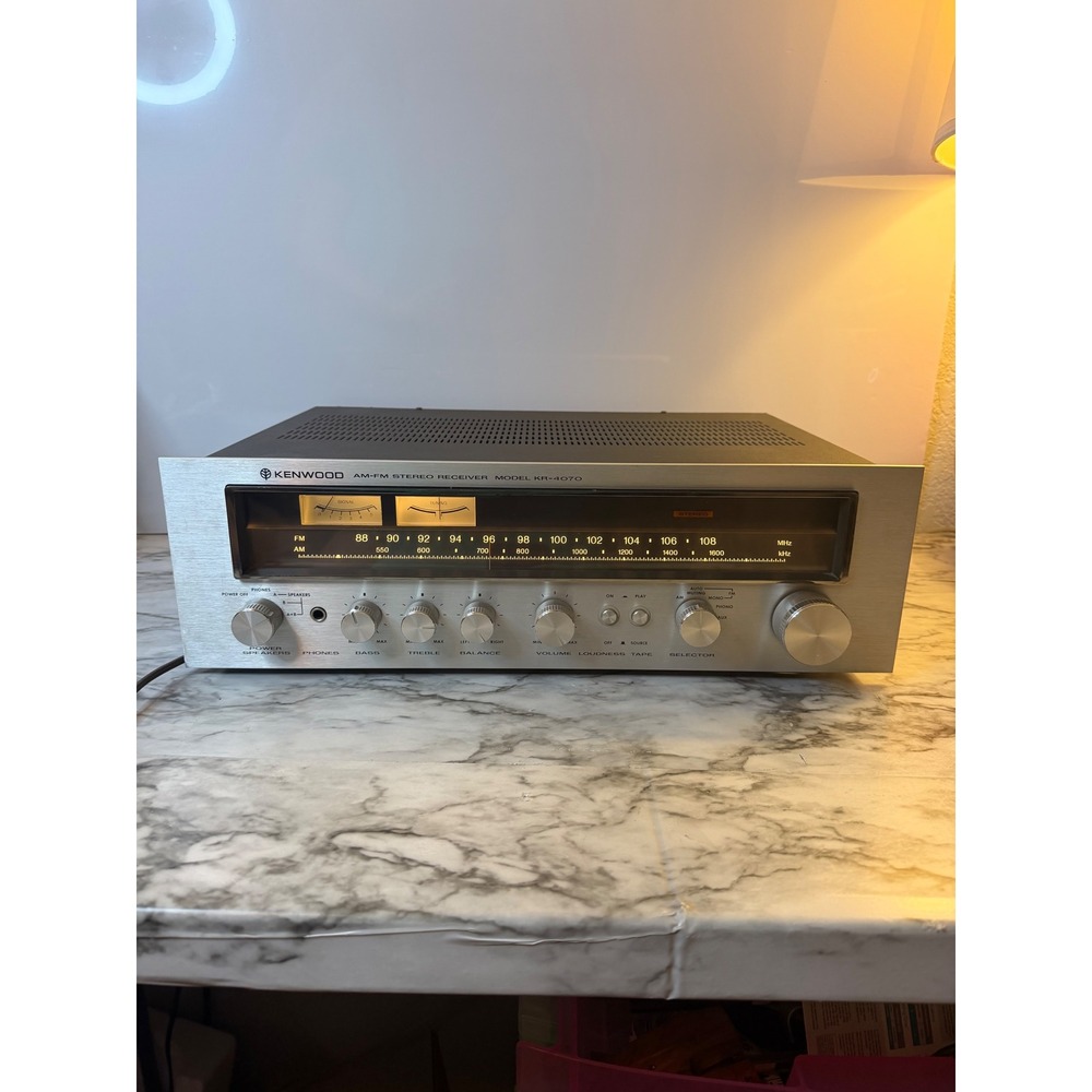 Kenwood KR-4070 Vintage AM-FM Stereo Receiver Silver Face Tuner Amplifier Japan